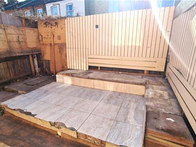 Picture 4